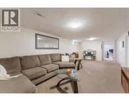 32 DONLY Drive N - 27