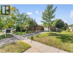 32 DONLY Drive N - 4