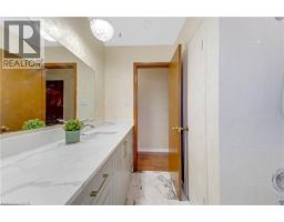 402 LAKEVIEW Drive - 16