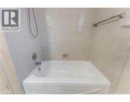 402 LAKEVIEW Drive - 17