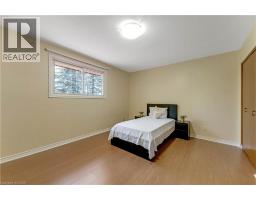 402 LAKEVIEW Drive - 18