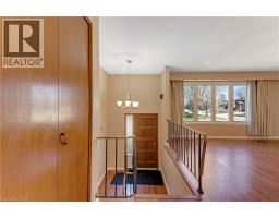 402 LAKEVIEW Drive - 4