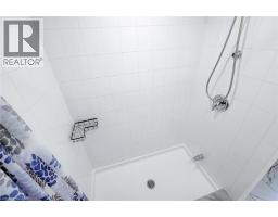 20 MONTEITH Drive - 40