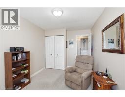 793 COLBORNE Street E UnitNo. 512 - 15