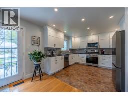 47 EVERGREEN HILL Road - 18