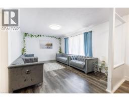 18 SILVERDALE Crescent - 3
