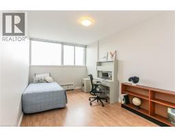 402-24 MIDLAND Drive - 32