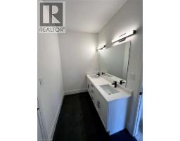 61 GEORGE Street - 24