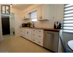 147 MURIEL Crescent - 11