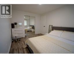 147 MURIEL Crescent - 16