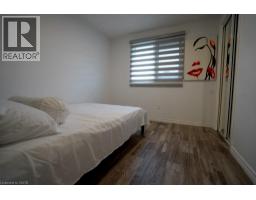 147 MURIEL Crescent - 17