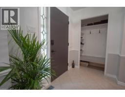 147 MURIEL Crescent - 3