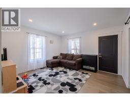 37 QUEEN Street - 10