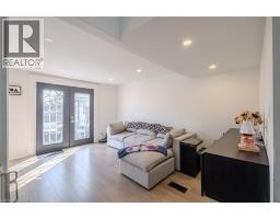 37 QUEEN Street - 30
