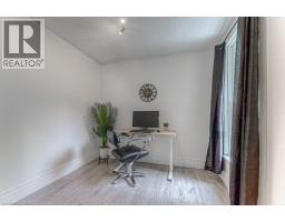 36 HAYHURST Road UnitNo. 367 - 11