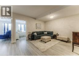 5 WAKE ROBIN Drive UnitNo. 107 - 17