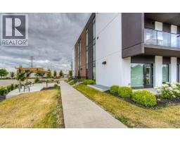 5 WAKE ROBIN Drive UnitNo. 107 - 5