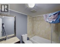 46 ELMWOOD Avenue - 25