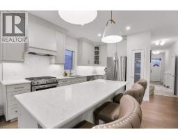 11 KEBA Crescent - 11