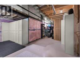 11 KEBA Crescent - 36
