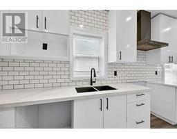 16 WEBLING Street - 10