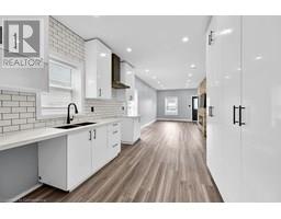 16 WEBLING Street - 11