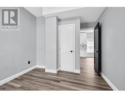 16 WEBLING Street - 21