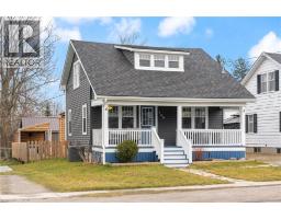 108 NELSON Street E - 25