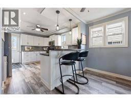 108 NELSON Street E - 7