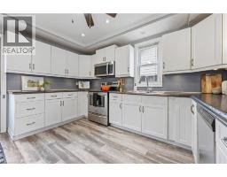 108 NELSON Street E - 9