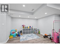 105 THOMPSON Road - 40