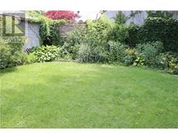 665 LAKESHORE Road - 10