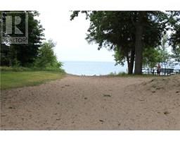 665 LAKESHORE Road - 11