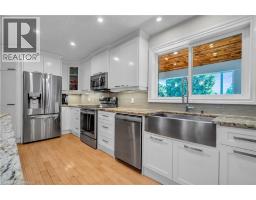 4 COLONIAL Drive - 20