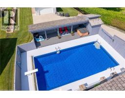 4 COLONIAL Drive - 9
