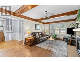 44 CEDARLAND Drive - 11
