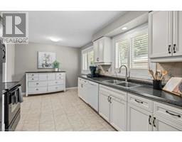 44 CEDARLAND Drive - 23