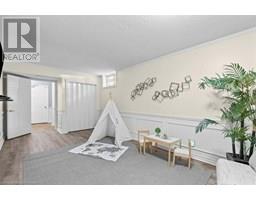 44 CEDARLAND Drive - 36