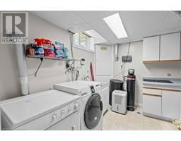 44 CEDARLAND Drive - 41