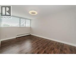 24 MIDLAND Drive UnitNo. 303 - 18