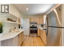 44 GROVE Crescent - 12