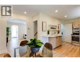 44 GROVE Crescent - 16