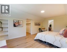 44 GROVE Crescent - 28