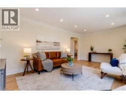 44 GROVE Crescent - 7