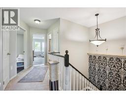 70 MOORE Crescent - 19