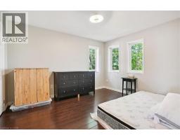70 MOORE Crescent - 25