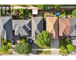 70 MOORE Crescent - 38