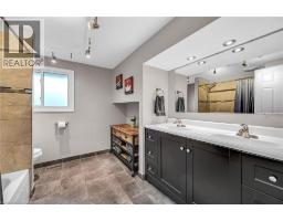 33 ECHO Street E - 21