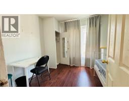 30 REGINA Street N - 16