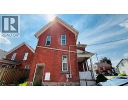 30 REGINA Street N - 4